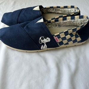 Wakai x Peanuts Snoopy Navy Blue Canvas Flats